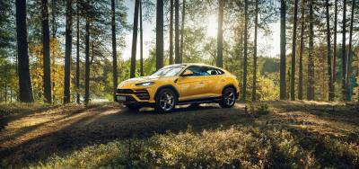 Lamborghini сняла новый рекламный ролик с Урусом, в котором он ездит по России