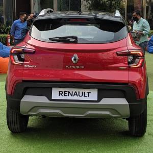 Renault выпустила новый ультрабюджетный кроссовер для небогатых стран