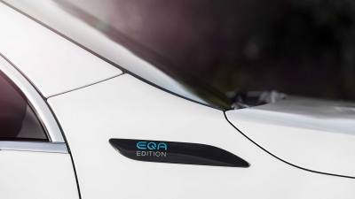 В гамме Mercedes-Benz появился компактный электрический кроссовер EQA