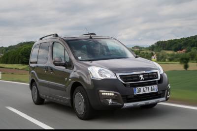Автоматы Aisin будут ставить на пассажирские Peugeot Partner, Citroen Berlingo, Opel Combo Life из Калуги