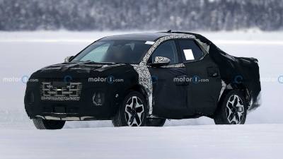 Hyundai начала тесты пикапа Santa Cruz на замерзшем озере