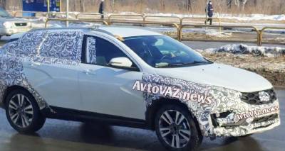 Новый Sandero на испытаниях в России — первые фото