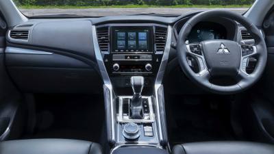  Обновленный Pajero Sport представят в России 2 марта, продажи стартуют в мае
