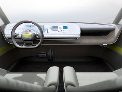 Первый массовый электромобиль Hyundai: эффектный ретродизайн и огромная колесная база