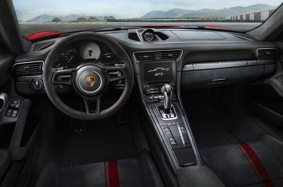 В России начался прием заказов на новое поколение Porsche 911 GT3: от 13,2 млн рублей