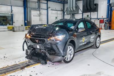 Euro NCAP провела первые краш-тесты в 2021 году. Там есть и Renault Arkana