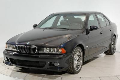 BMW M5 E39 2003 года продали по цене двух новых M5