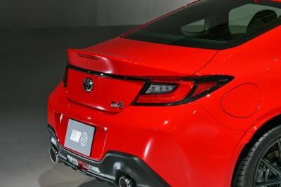Toyota представила спорткар 86 нового поколения